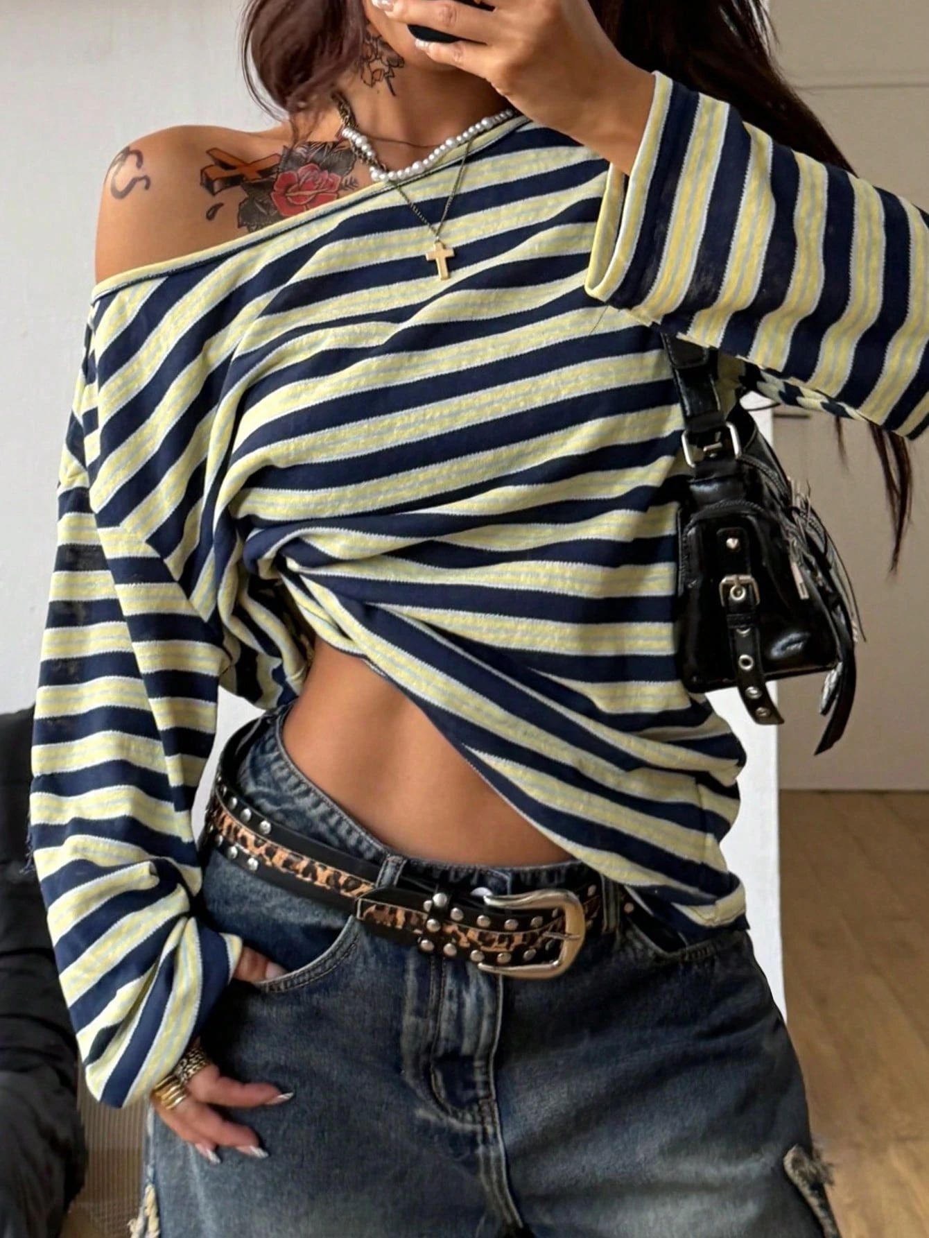 Женская свободная футболка-блу – обзор и цена Blouse Off Shoulder