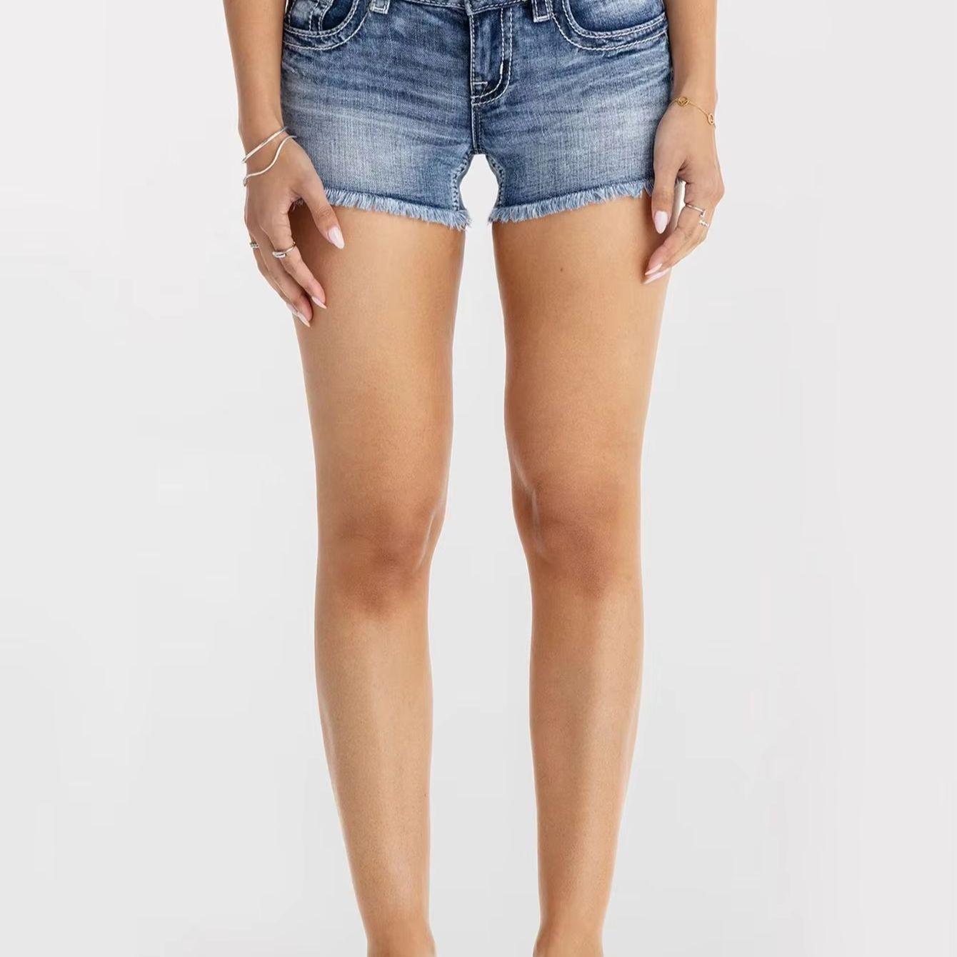 Женские джинсовые шорты с бабо – обзор и цена Shorts Denim Frayed