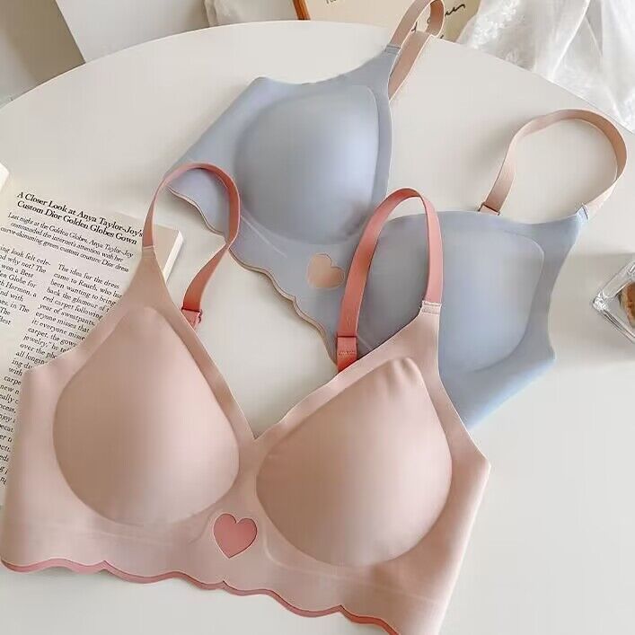 Бесшовный невидимый бюстгальте – обзор и цена Bralette Triangle Set