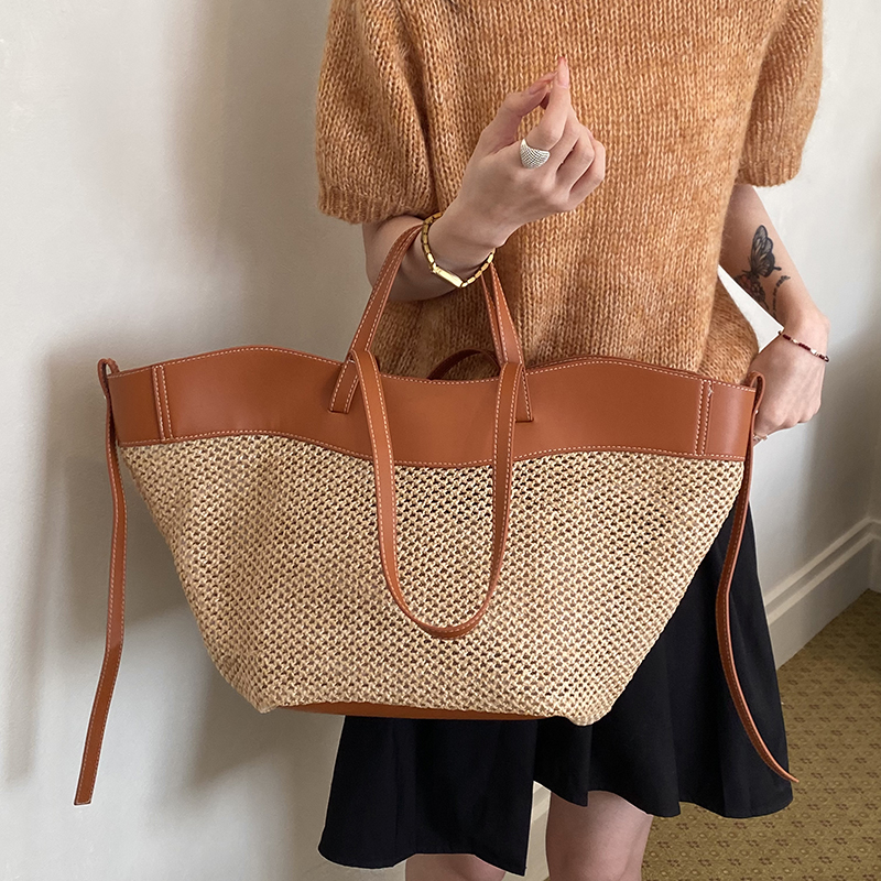 Брендовые плетеные сумки-тоут  – обзор и цена Crochet Bag Raffia