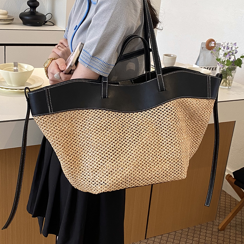 Брендовые плетеные сумки-тоут  – обзор и цена Crochet Bag Raffia